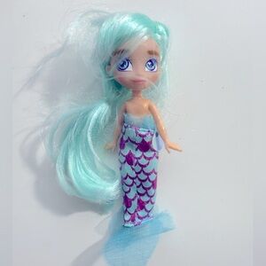 Hairmazing Mermaid 4"H Mini Doll with Aqua Hair and Scales